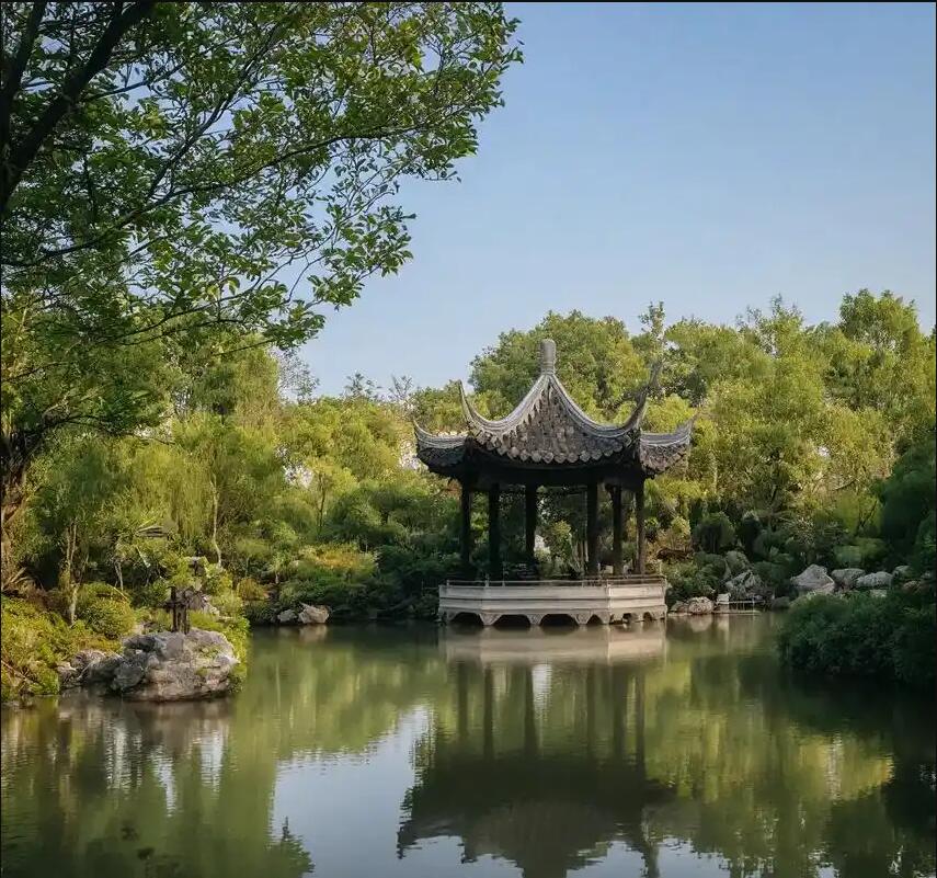 芦山县语蝶餐饮有限公司